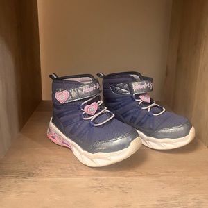 Girls size 9 sketchers high top light up sneakers